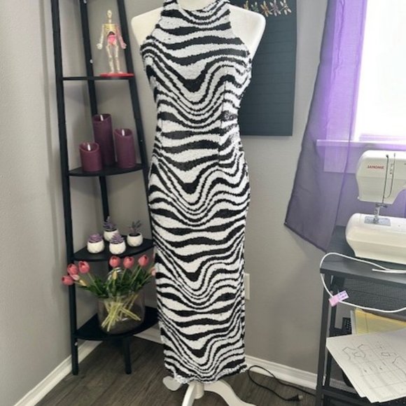 Sequin Zebra Midi Dress Racer Back Exposed Zip Medium - Picture 1 of 4